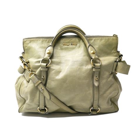 sac a main miu miu vert|Sac à main en cuir Miu Miu Vert en Cuir .